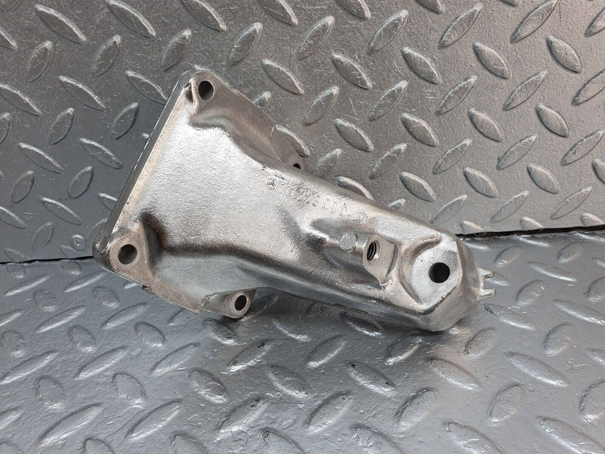 41889 Mercedes-Benz W202 C200 Engine Mount Bracket Left Side A1112230904