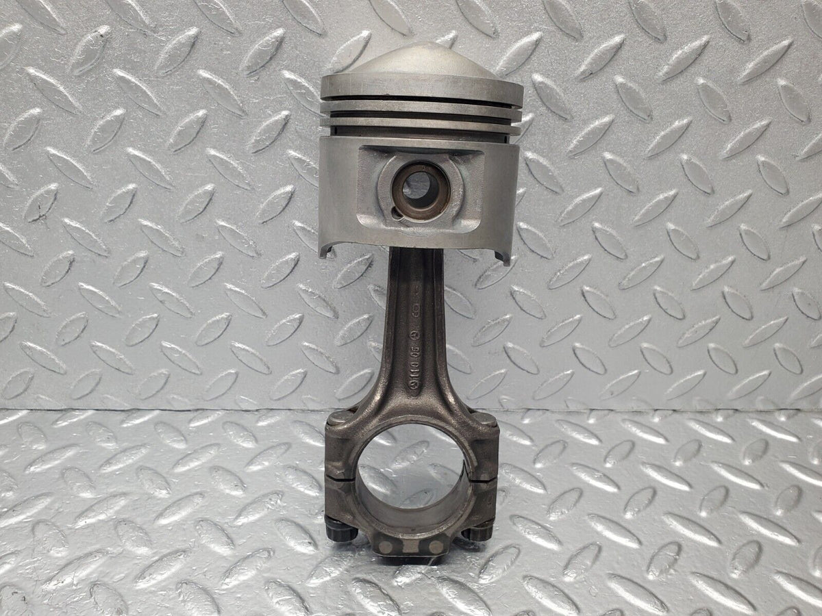 46604 Mercedes-Benz C123 280CE Coupe Piston With Connecting Rod 85.986mm 11005