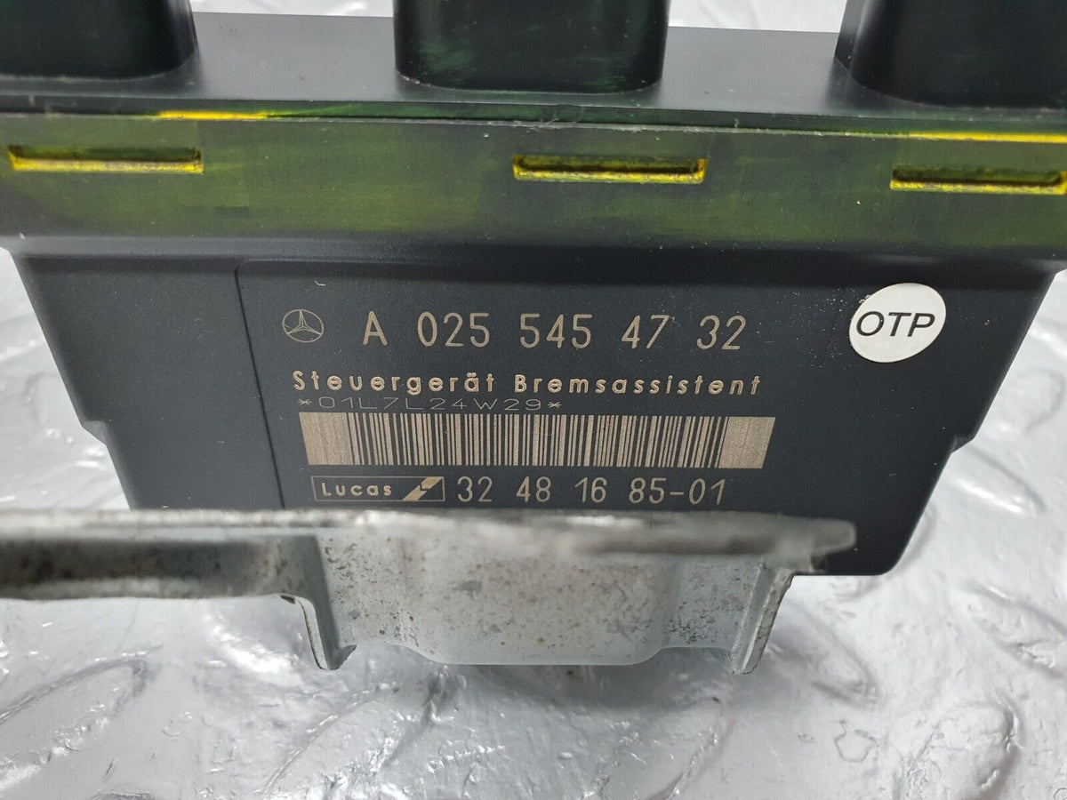41862 Mercedes-Benz W202 C200 Brake Assist Control Unit A0255454732