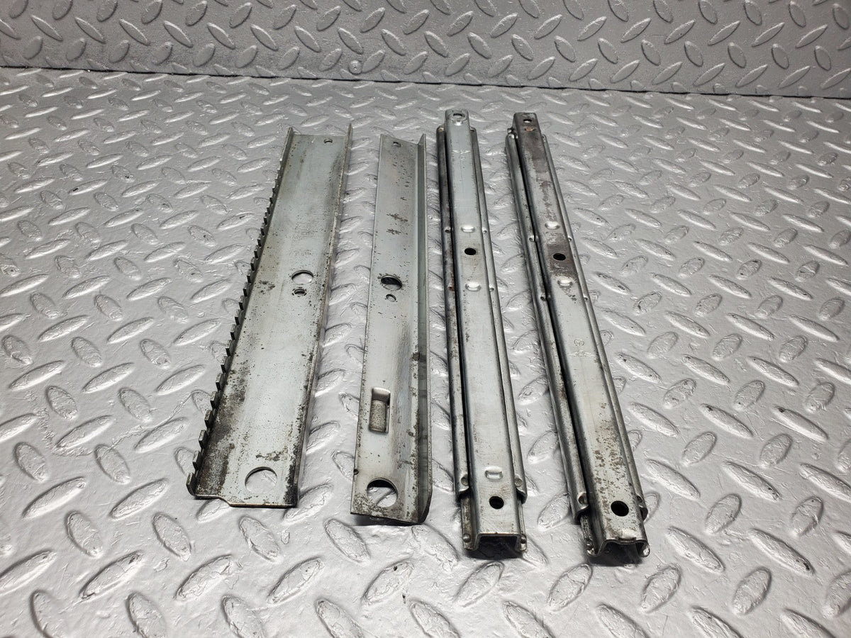 50229 Mercedes-Benz V123 240D LWB Front Right Seat Rail Pair