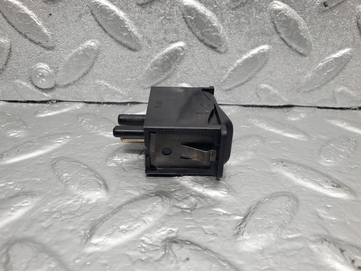 47644 Mercedes-Benz W201 190E 2.0L Interior Dome Light Switch A0008205810