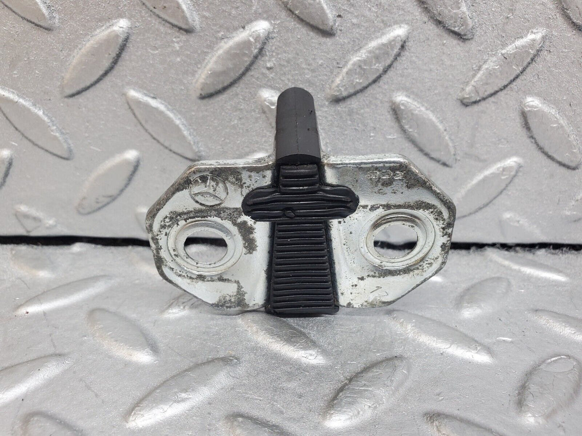 44789 Mercedes-Benz W124 220E Door Lock Latch
