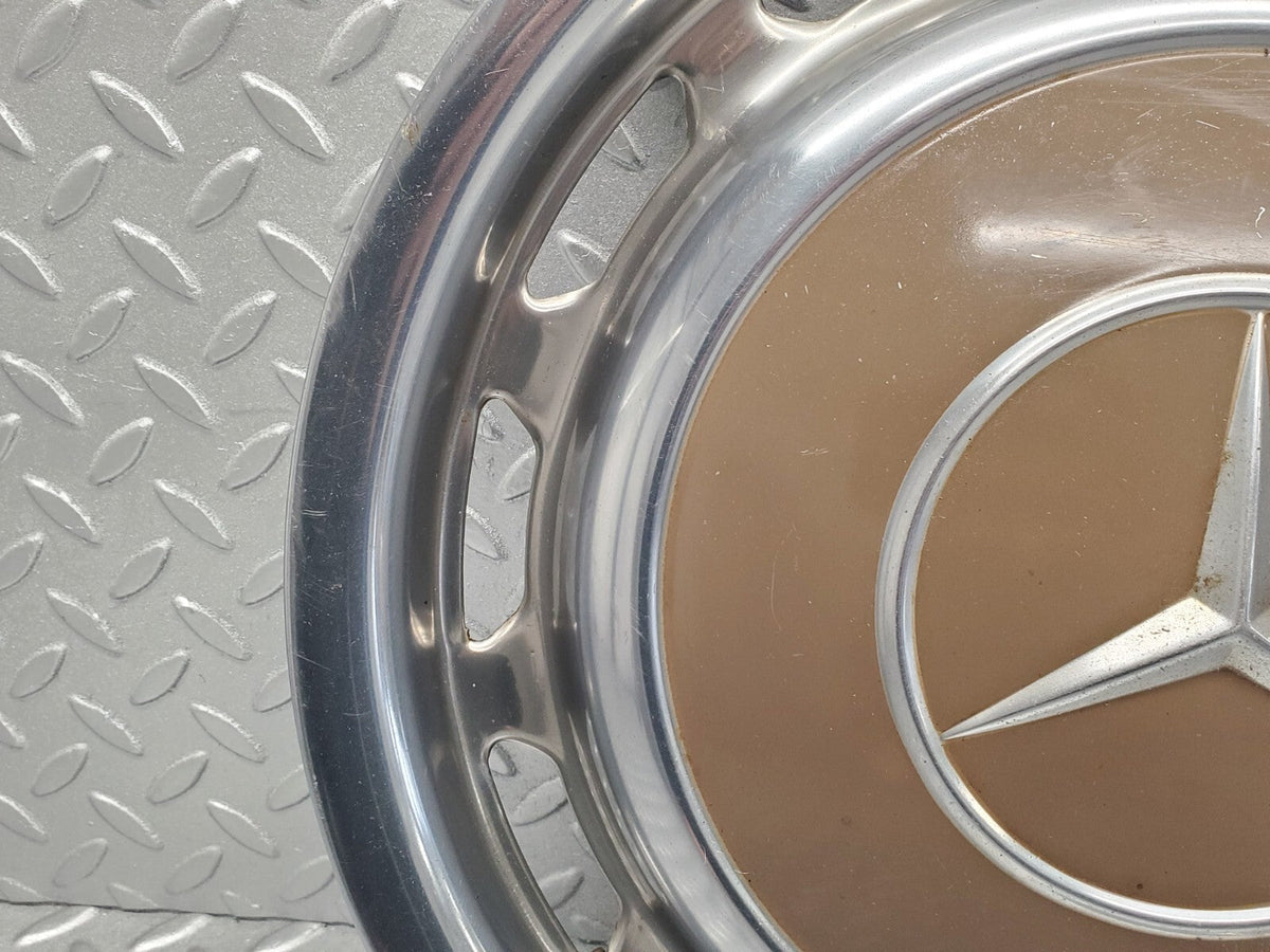 48380 Mercedes-Benz Wheel Trim Hub Cap 14"