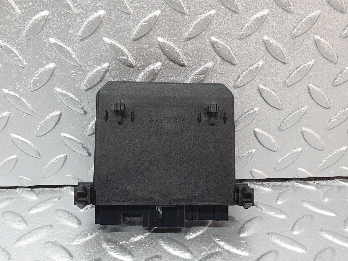 41747 Mercedes-Benz W202 C200 Door Control Unit Front Left A2088201326