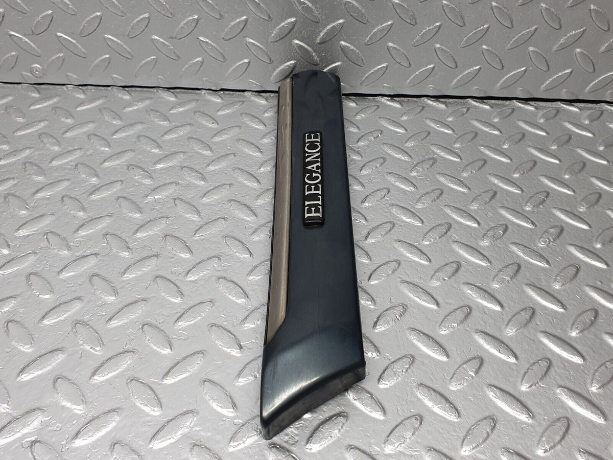 41803 Mercedes-Benz W202 C200 Front Left Fender Wing Centre Moulding A2026909162
