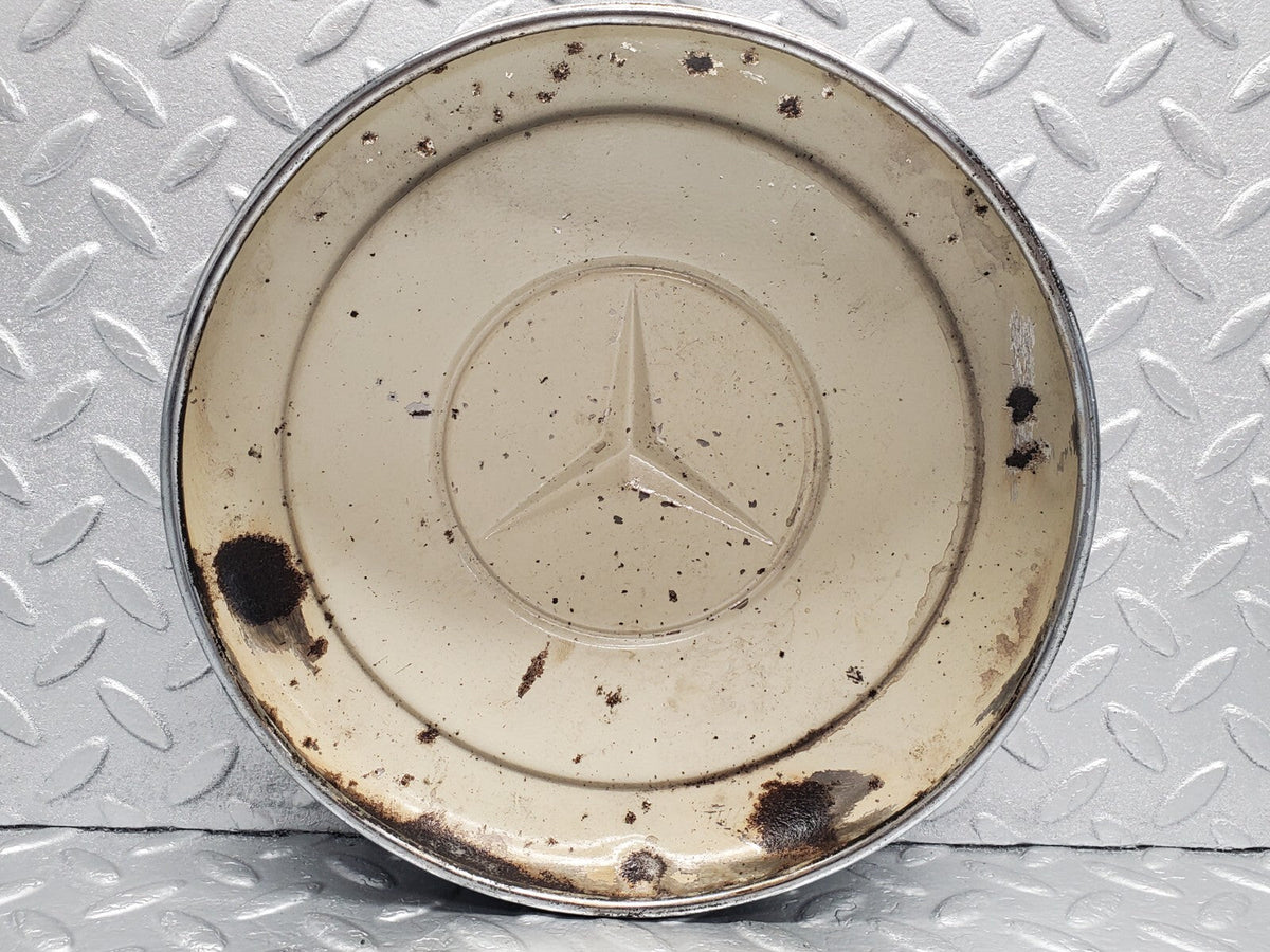 48385 Mercedes-Benz Chrome Wheel Hub Cap