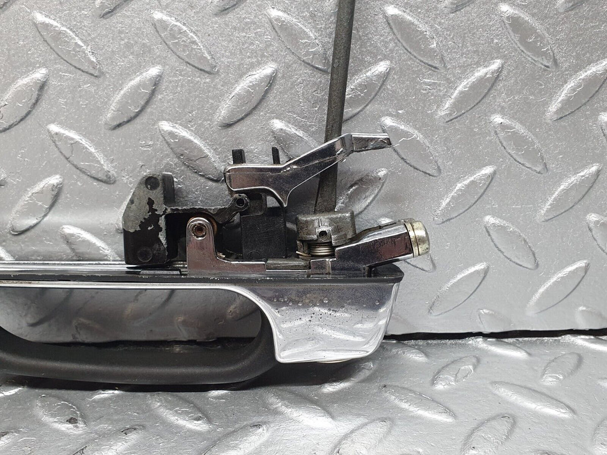 40751 Mercedes-Benz W123 300D Front Left Door Exterior Handle No Key