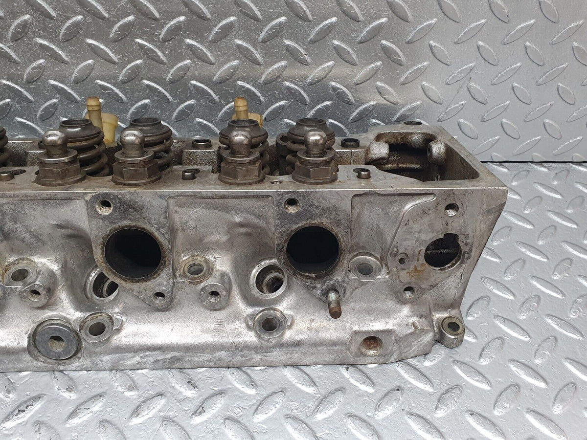 43839 Mercedes-Benz C126 380SEC Coupe Cylinder Head Left Side A1160163301