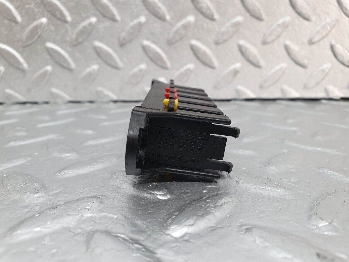 42953 Mercedes-Benz W201 190 2.0L Cable Connector A2015400669