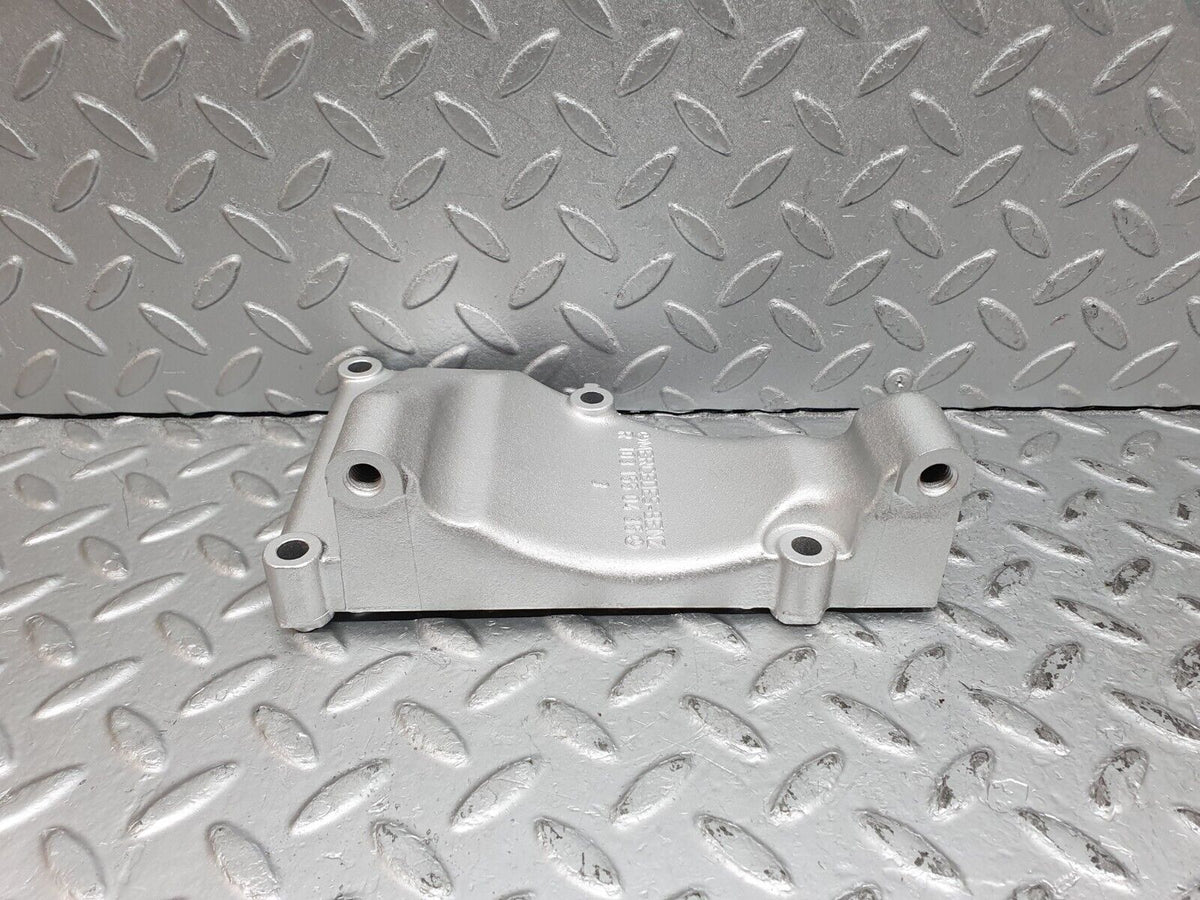41214 Mercedes-Benz W126 300SE Alternator Generator Bracket A1031550435