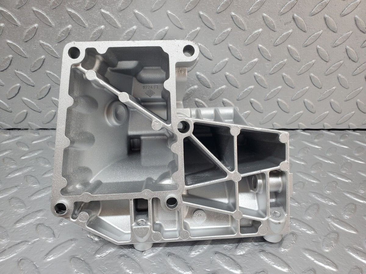 45081 Mercedes-Benz R129 300SL Coupe Power Steering Pump Bracket A1031310935