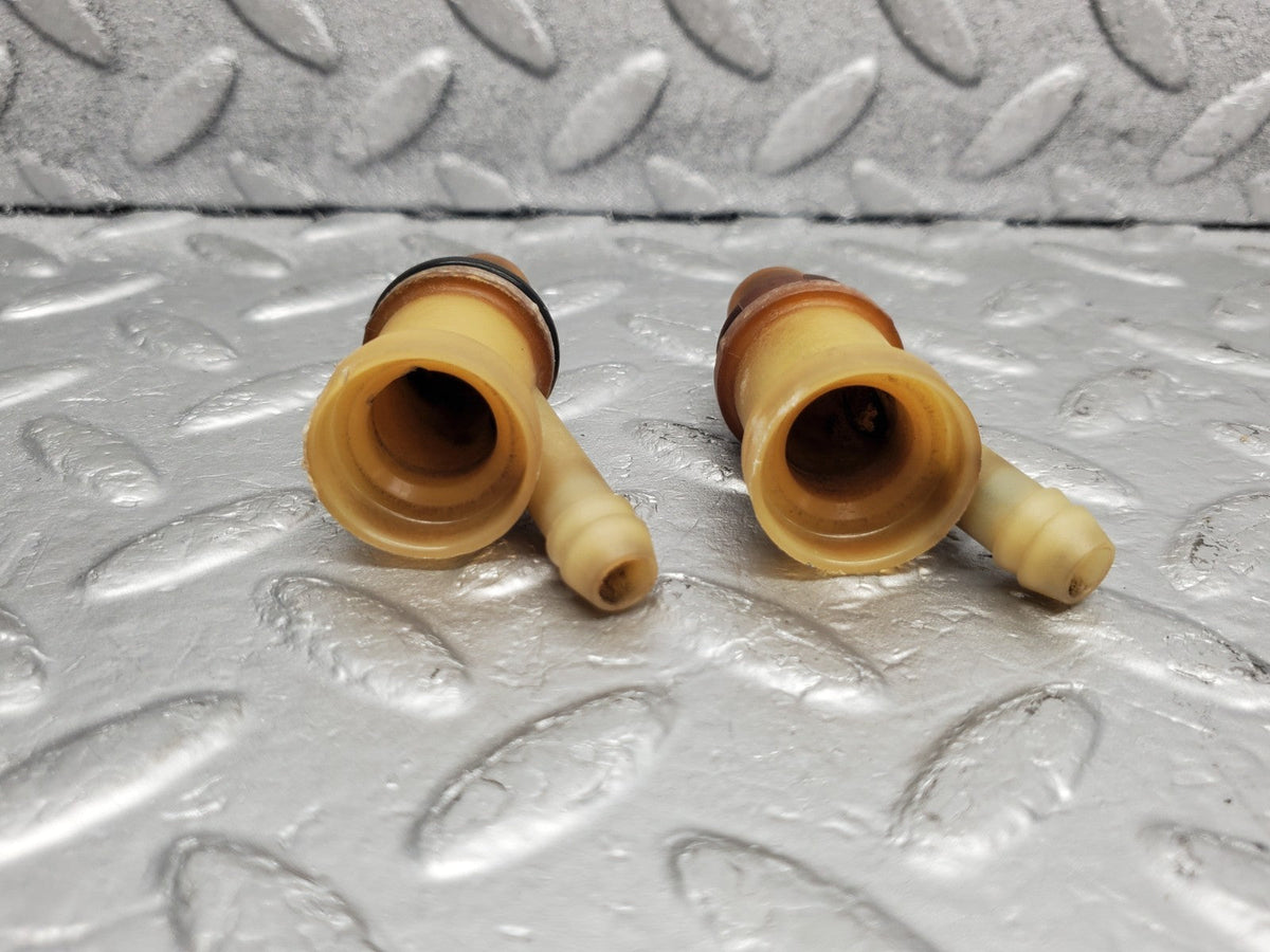 51051 Mercedes-Benz R107 380SL Fuel Injector Holder 2x