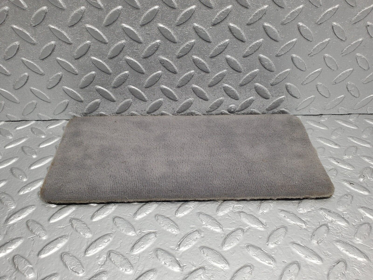 47623 Mercedes-Benz C126 500SEC Coupe Front Center Console Carpet Grey