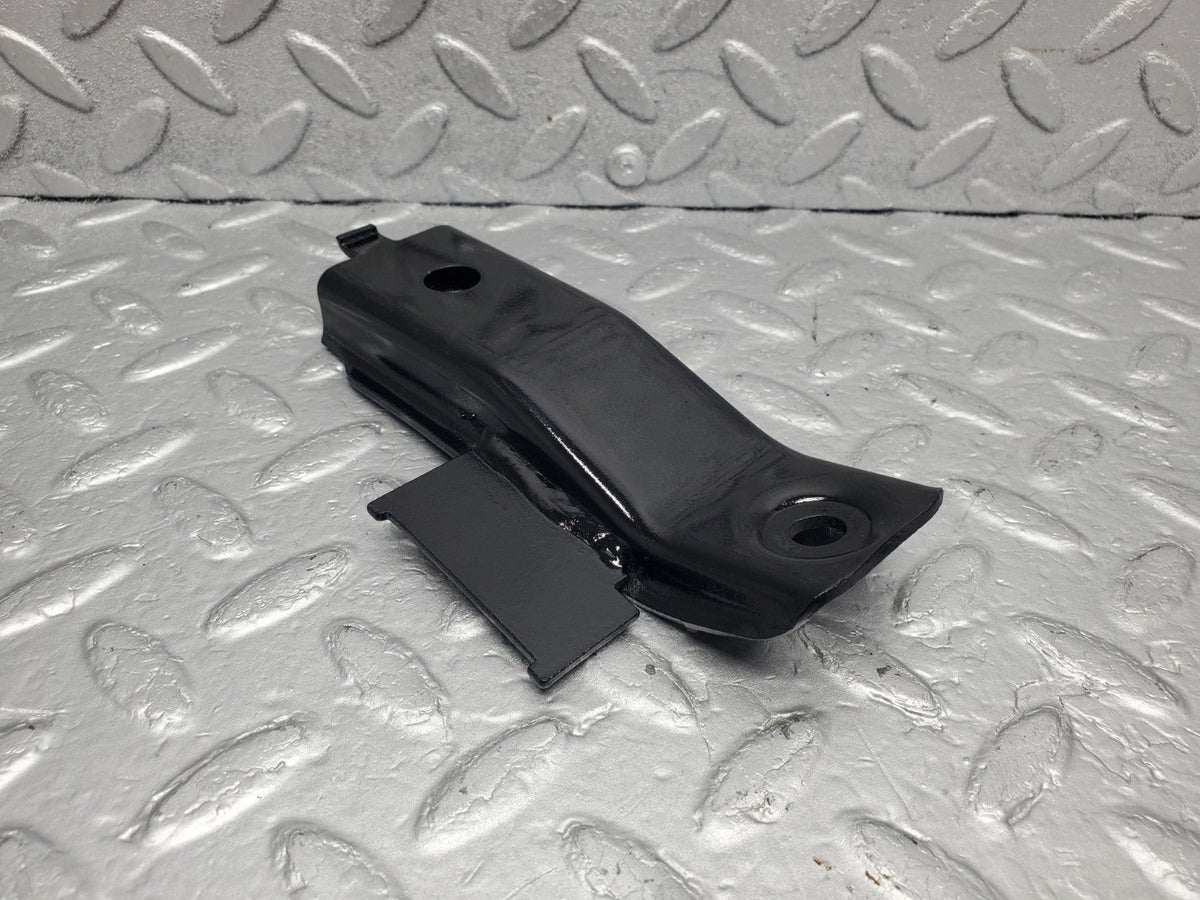 49988 Mercedes-Benz R107 380SL Engine Suspension Holder Left Side