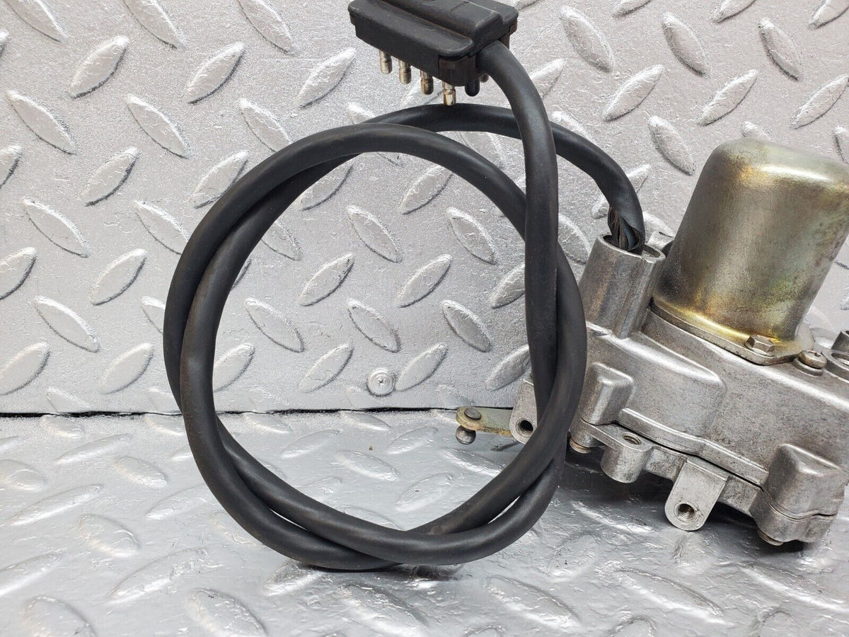 45384 Mercedes-Benz 280E M110.983 Cruise Control Actuator VDO A0015457532