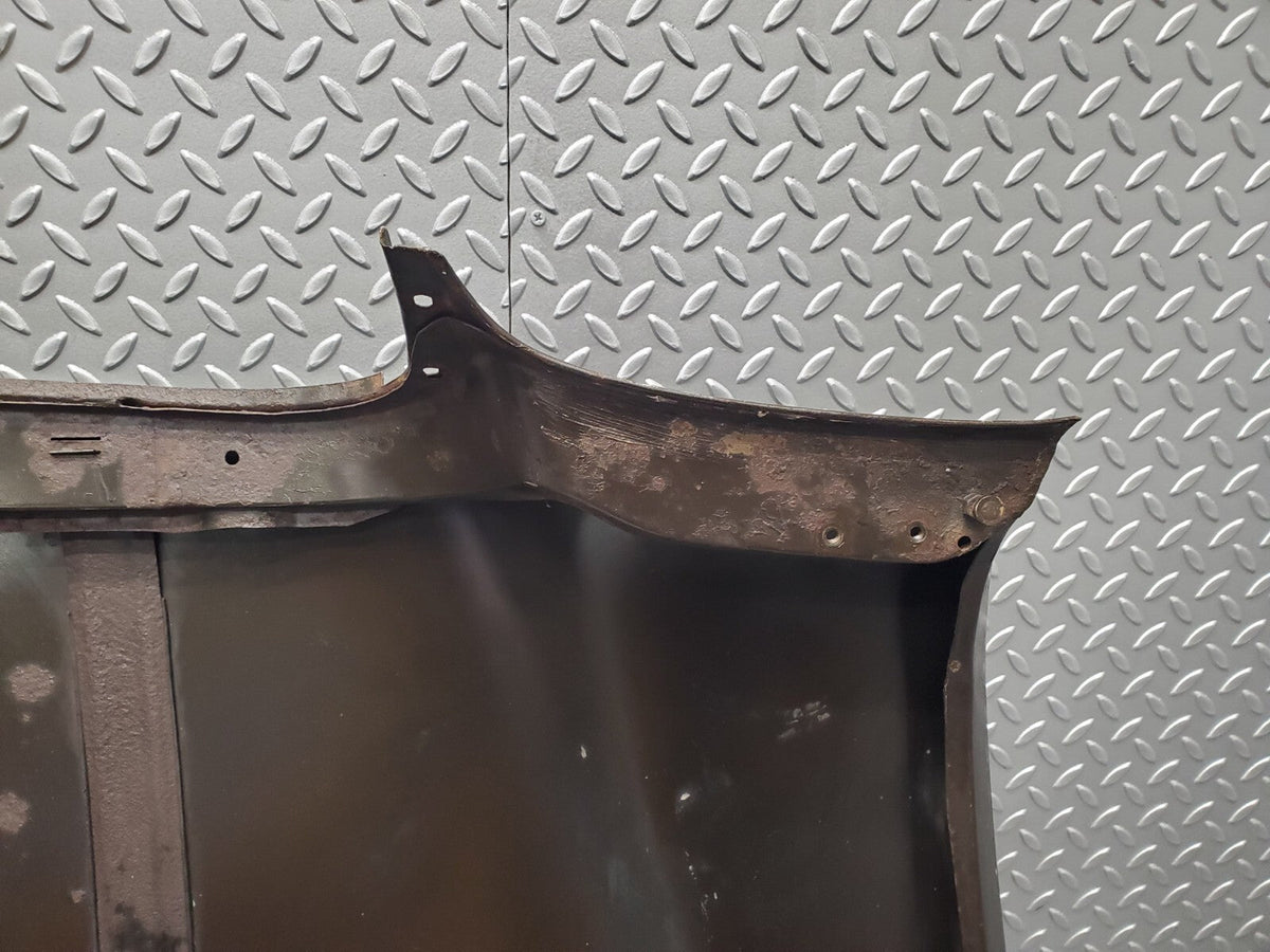 48746 Mercedes-Benz W108 Bonnet
