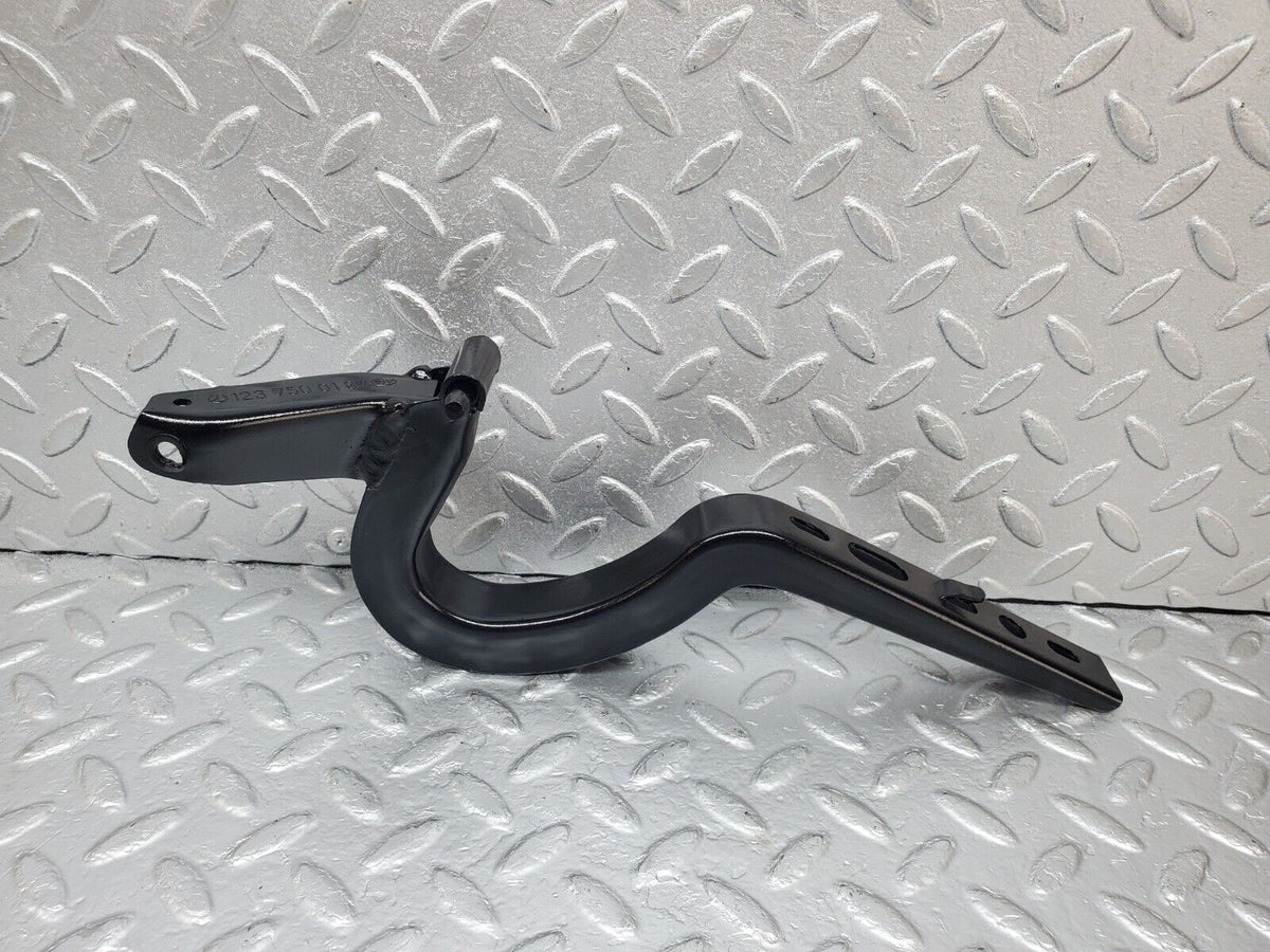 44481 Mercedes-Benz W123 280E Trunk Lid Hinge Left Side A1237500187