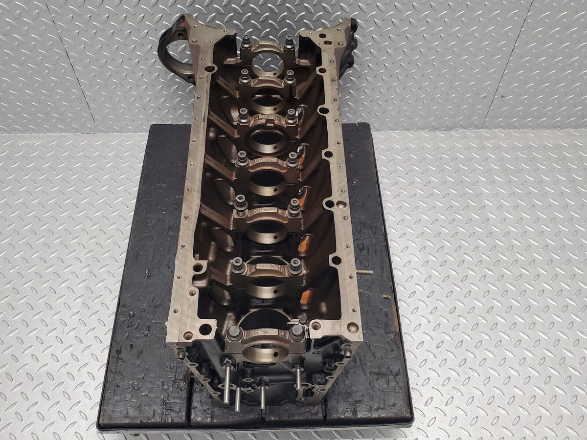 46315 Mercedes-Benz W124 280E Engine Block 104.942 A1040111201