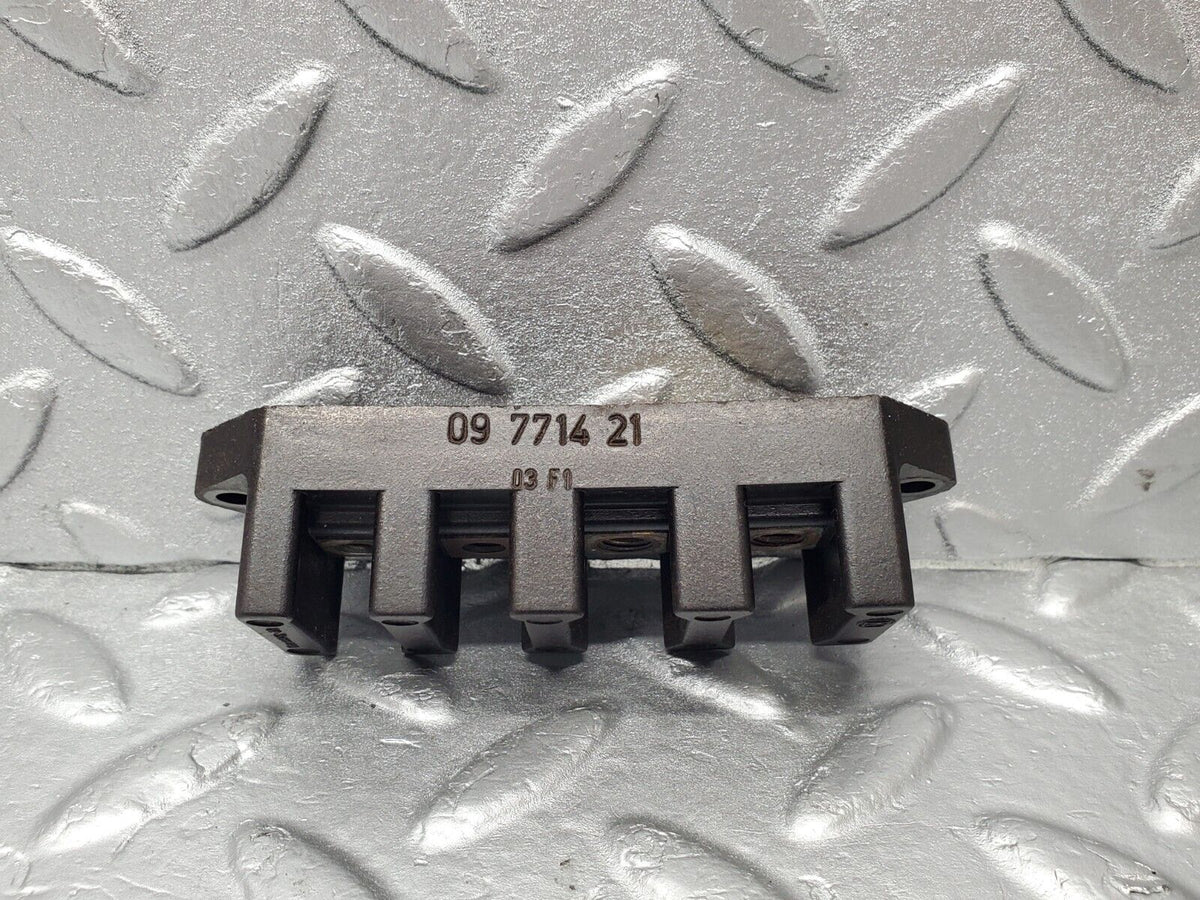 46532 Mercedes-Benz C123 280CE Coupe Cable Wire Connector
