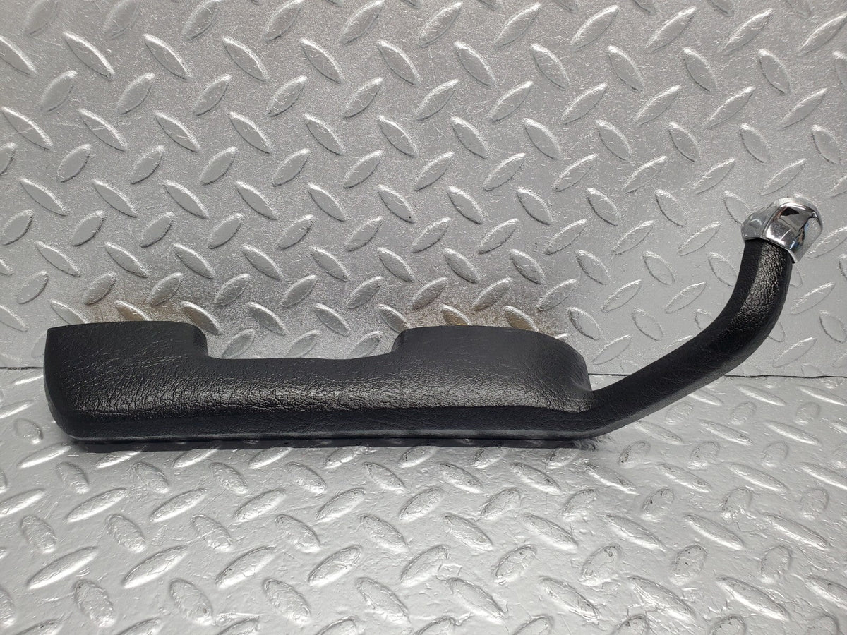 48706 Mercedes-Benz W123 Front Left Interior Door Handle Black