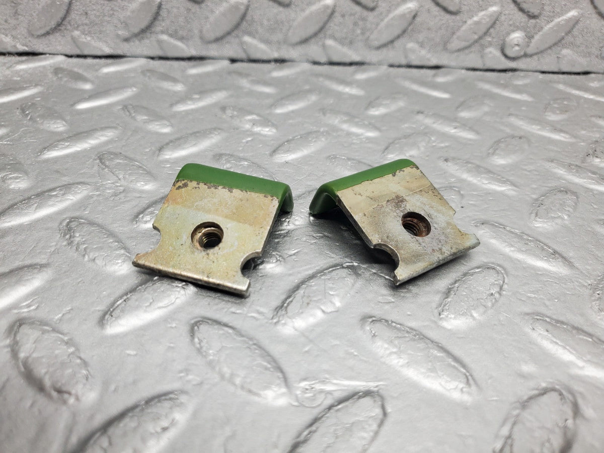 49549 Mercedes-Benz C107 R107 Window Stop Plate 2x