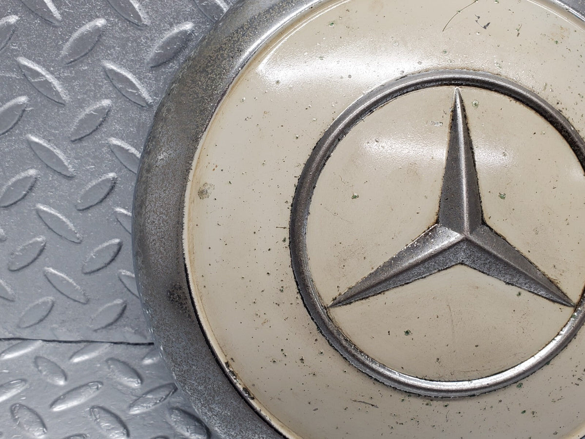 48386 Mercedes-Benz Chrome Wheel Hub Cap