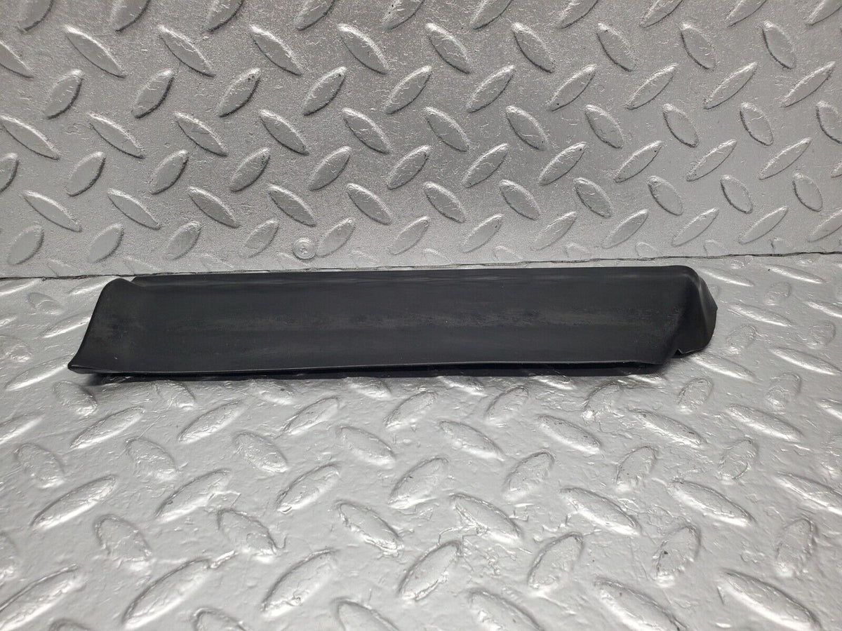 46422 Mercedes-Benz C123 280CE Coupe Front Right Fender Wing Lower Moulding Trim