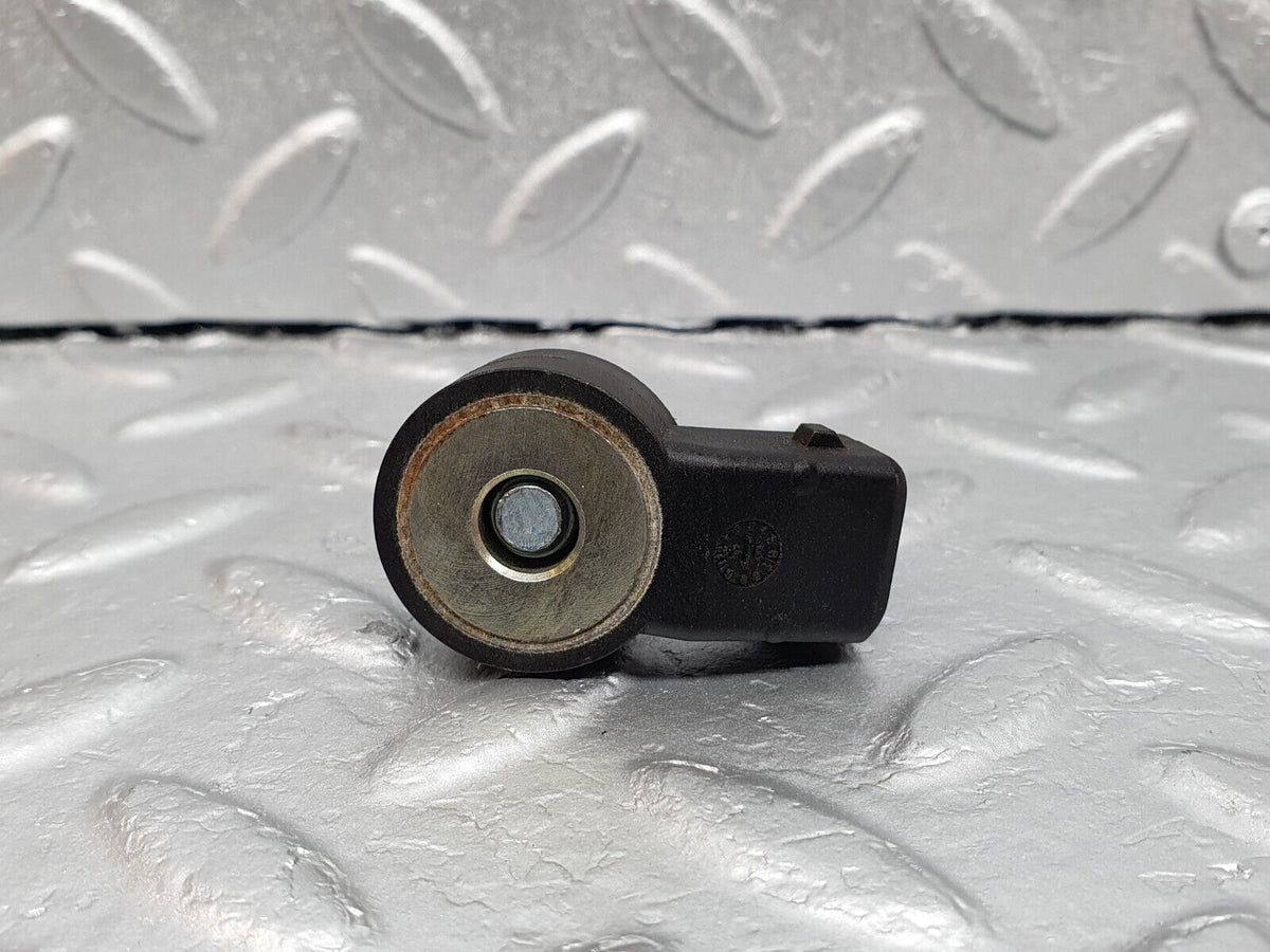 42081 Mercedes-Benz W202 C200 Knock Sensor Siemens A0031538928