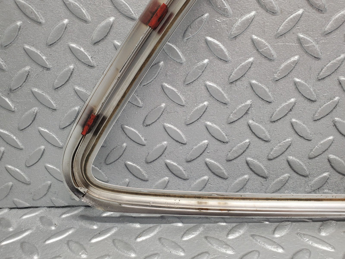 50145 Mercedes-Benz R107 SL Hardtop Side Window Chrome Moulding Trim Left
