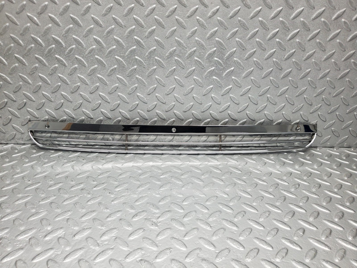 51204 Mercedes-Benz W113 Pagoda Air Intake Chrome Grill