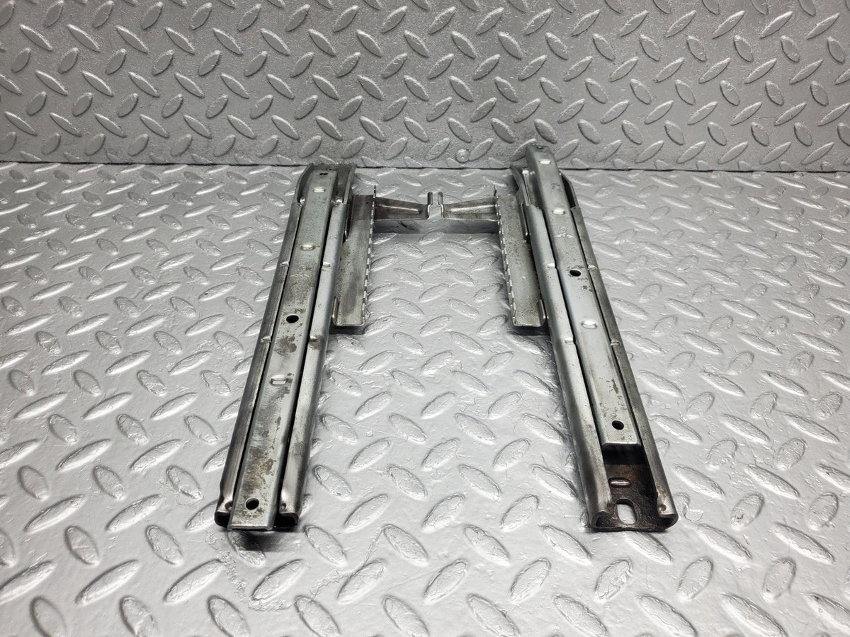 50198 Mercedes-Benz C123 280CE Coupe Front Left Seat Rail Pair