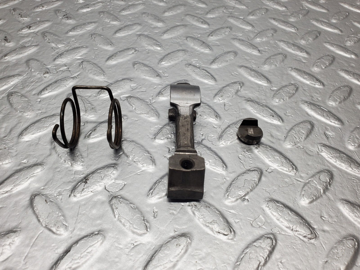 48859 Mercedes-Benz W108 Valve Rocker Arm With Retaining Spring & Tappet