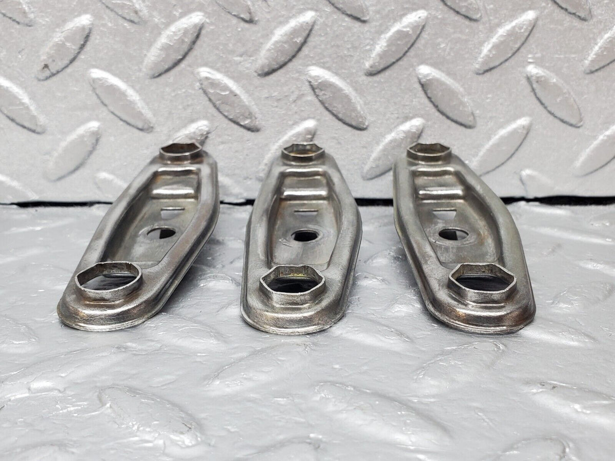 45347 Mercedes-Benz 280E M110.983 Fuel Injector Bracket 3X