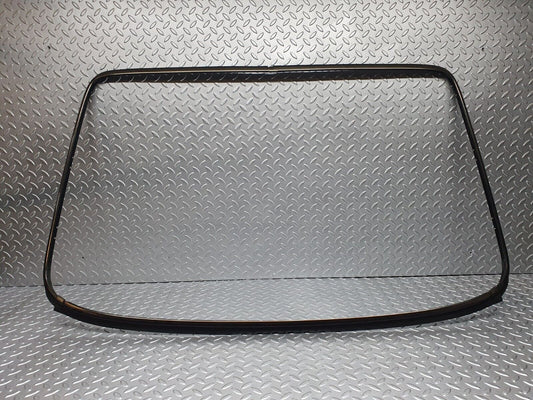 41932 Mercedes-Benz W202 C200 Rear Windscreen Frame A2026710236 A2026710136
