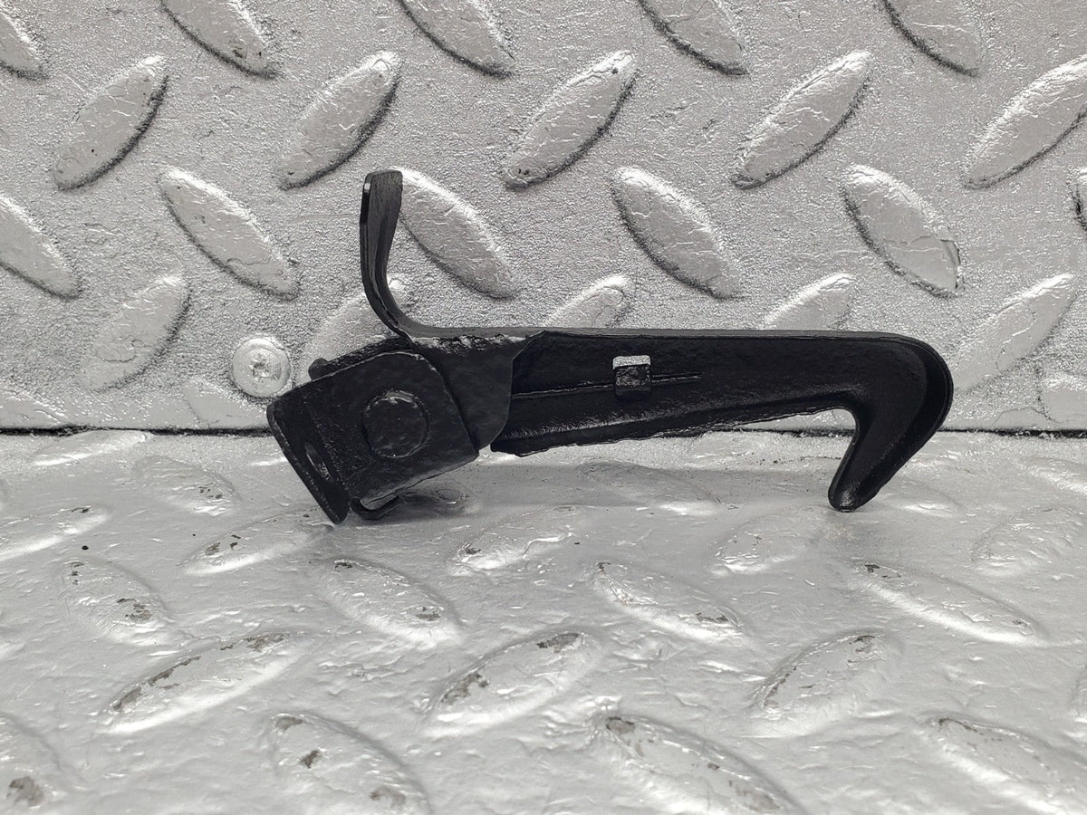 50866 Mercedes-Benz W108 280SE 3.5 Bonnet Safety Latch