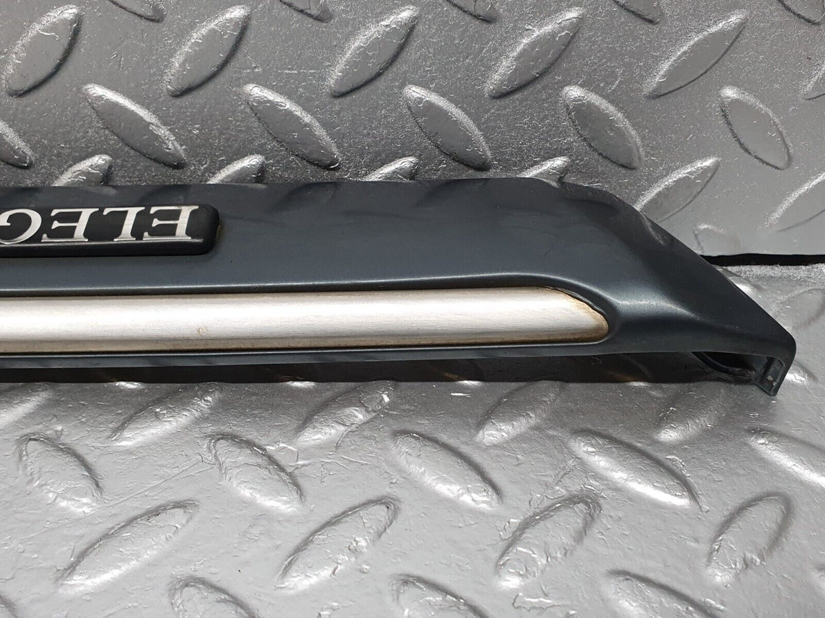 41803 Mercedes-Benz W202 C200 Front Left Fender Wing Centre Moulding A2026909162