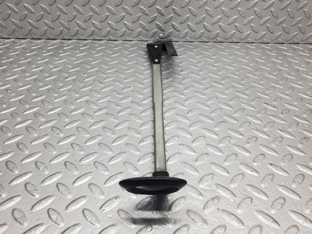 50237 Mercedes-Benz V123 240D LWB Front Right Seat Sliding Adjust Handle