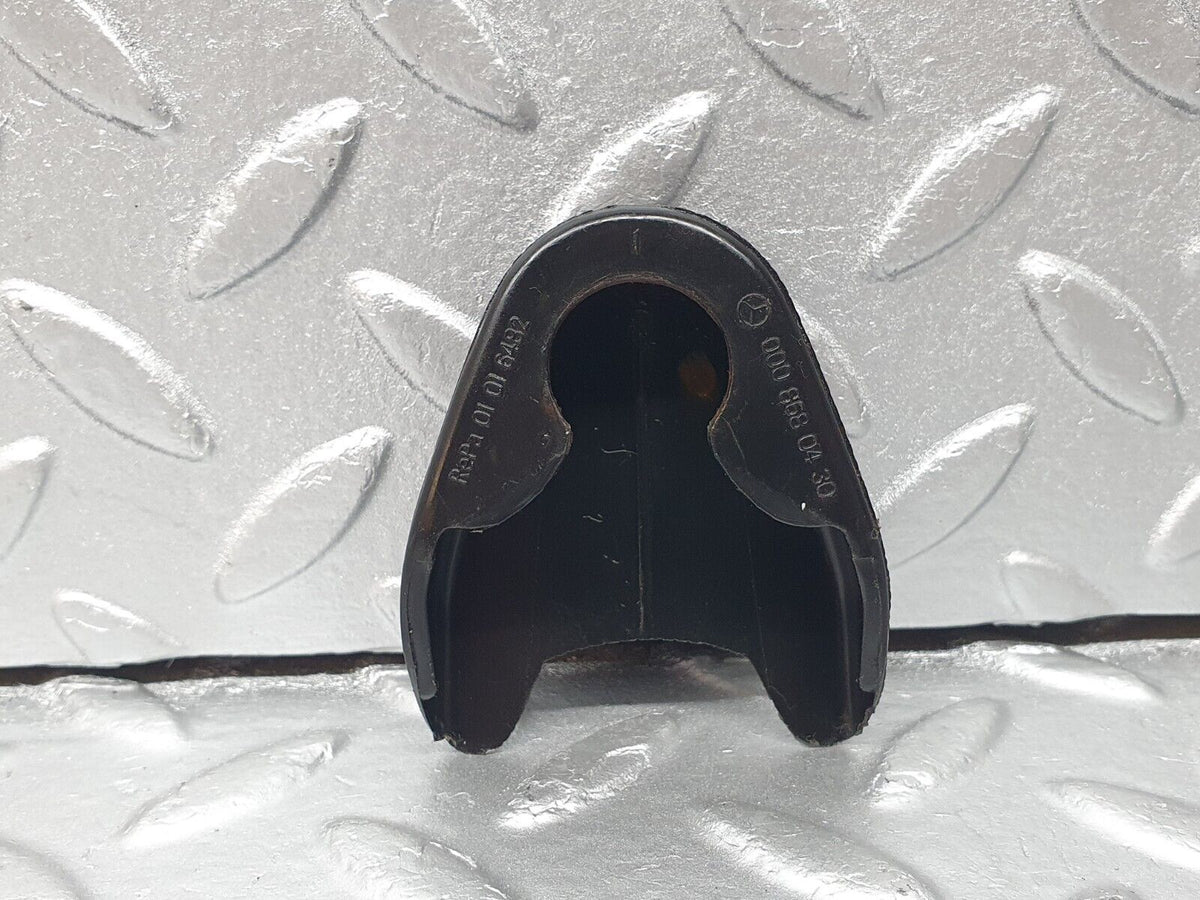 40768 Mercedes-Benz W123 300D Seat Belt Plastic Cap A0008680430