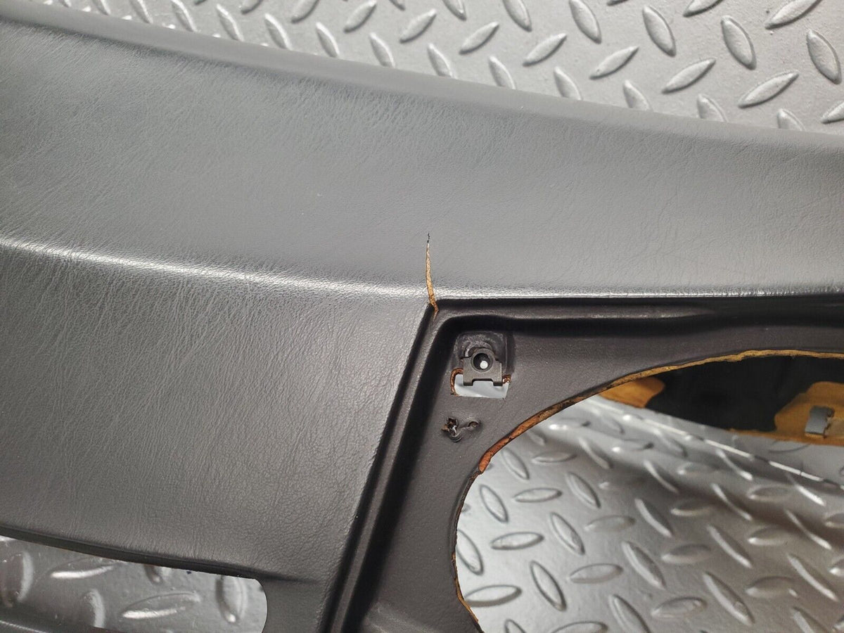 46020 Mercedes-Benz W126 420SE Dashboard Black