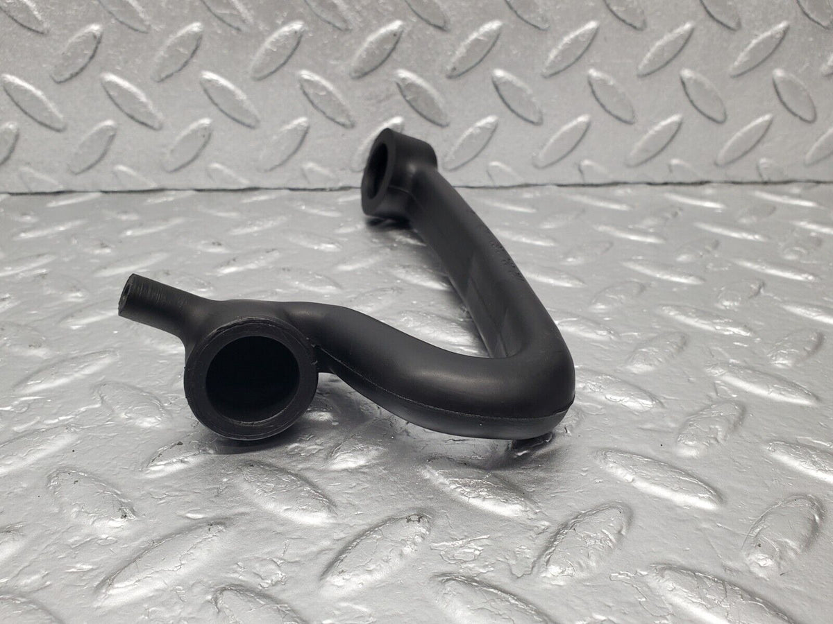 46427 Mercedes-Benz C123 280CE Coupe Crankcase Breather Hose Pipe A1100942482