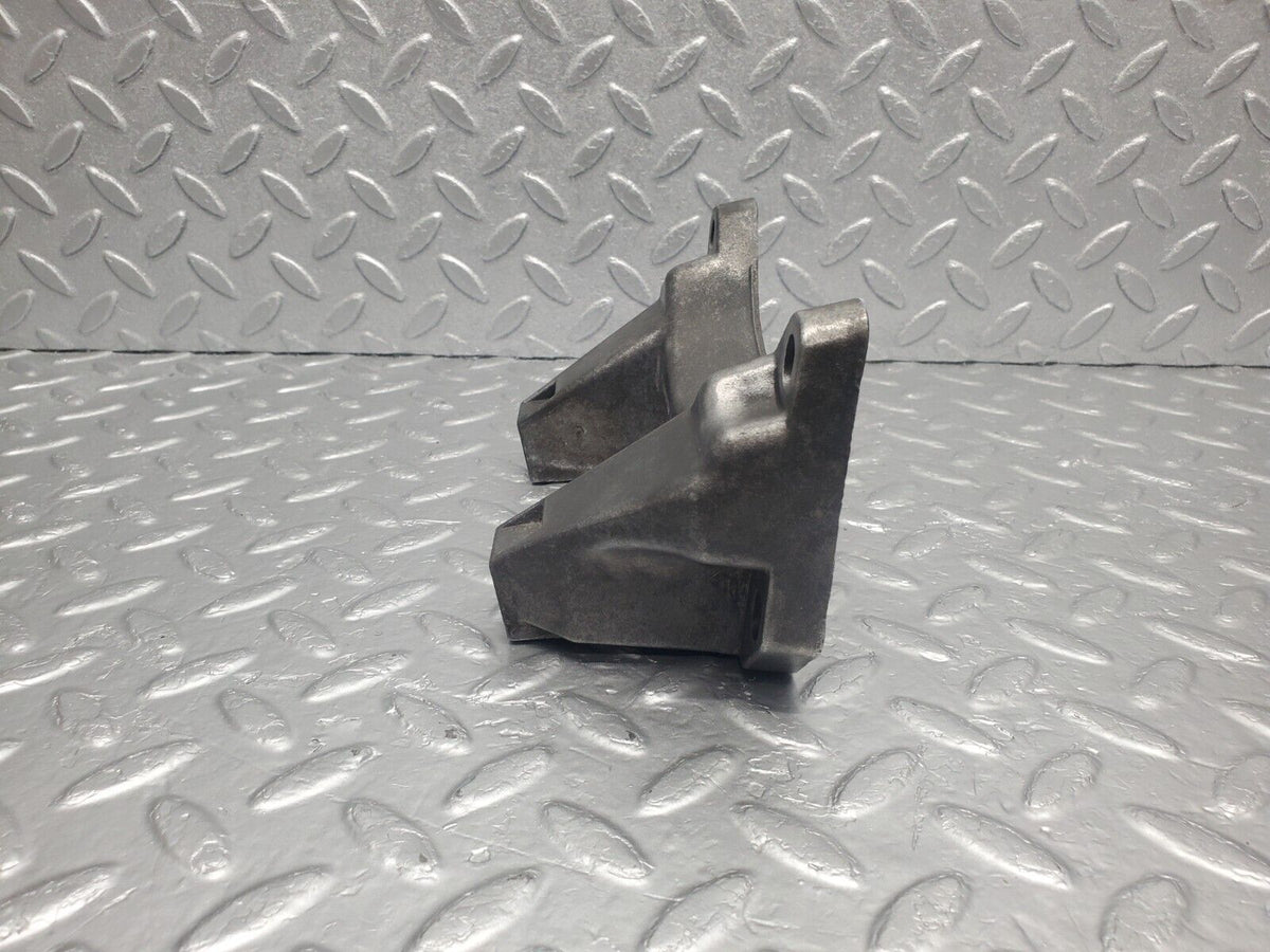 47196 Mercedes-Benz R129 320SL Coupe Gearbox Rear Mount Bracket A1402421340