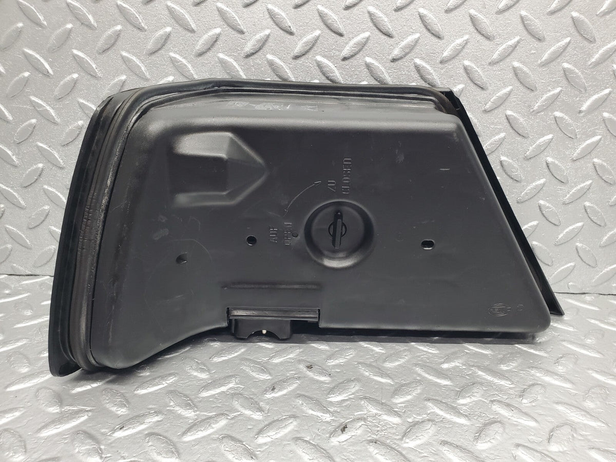 48940 Mercedes-Benz A124 320E Cabriolet Tail Light Right Side Hella