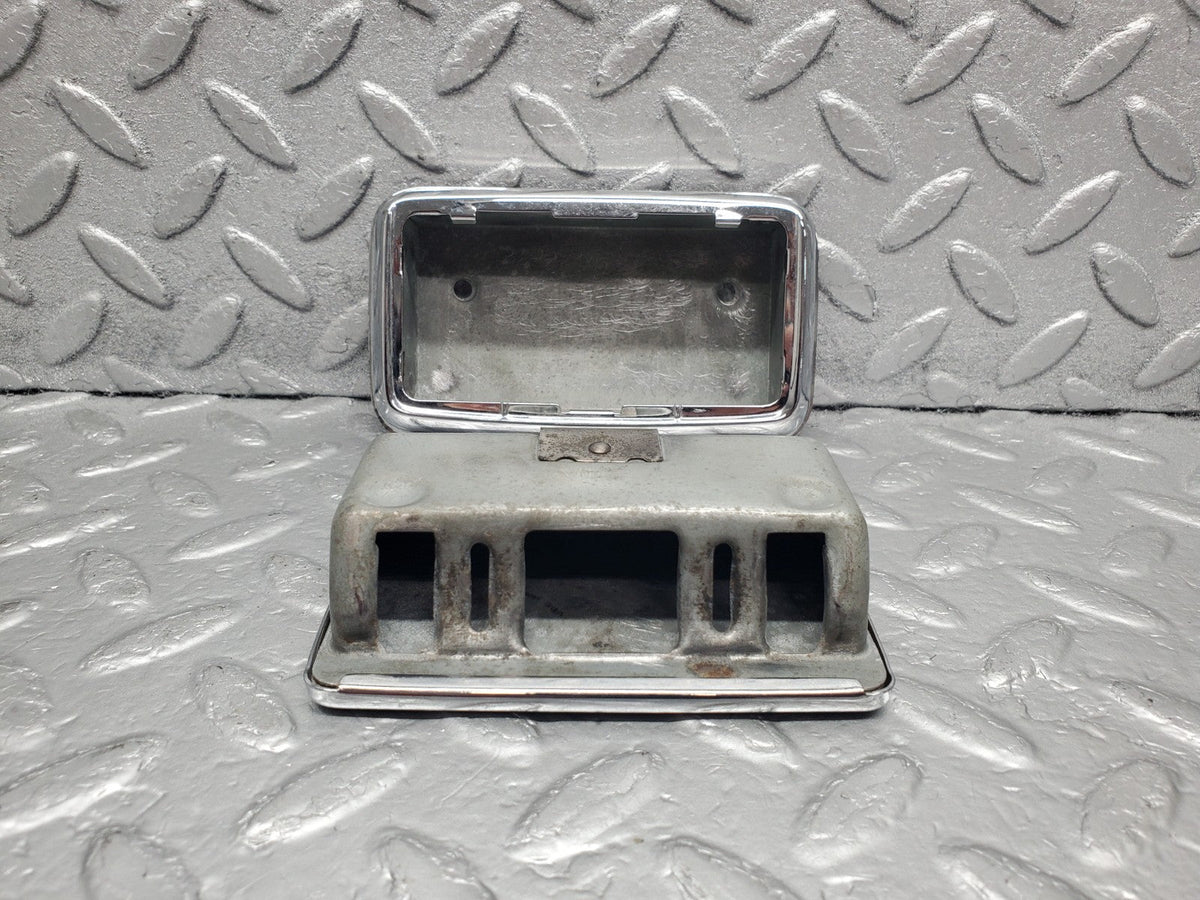 50603 Mercedes-Benz W108 280SE 3.5 Rear Door Ashtray Grey