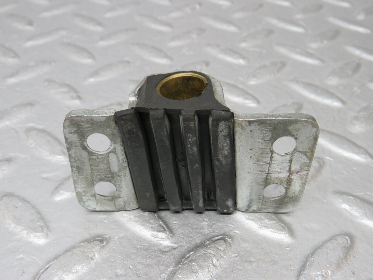 37480 Mercedes-Benz W109 300SEL Door Lock Latch Left
