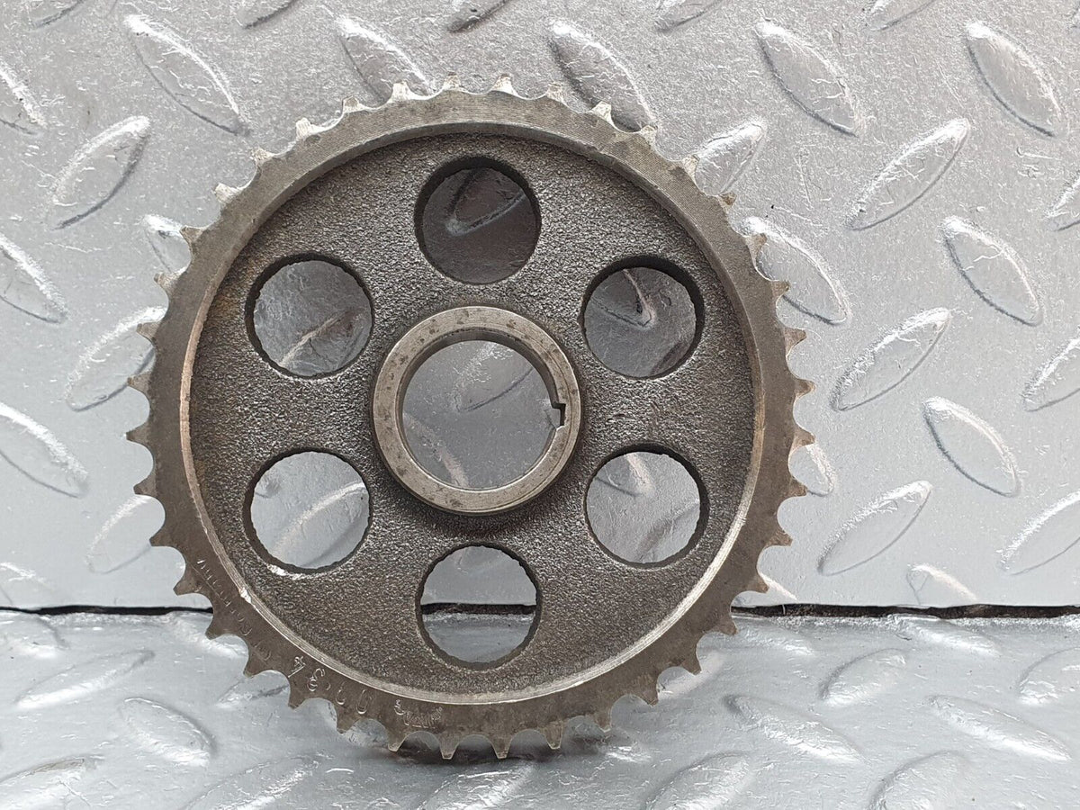 40872 Mercedes-Benz W123 240D Camshaft Timing Gear
