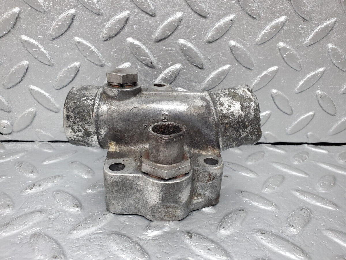 45281 Mercedes-Benz C107 350SLC Coupe Water Pump Flange Pipe Socket A1162011430