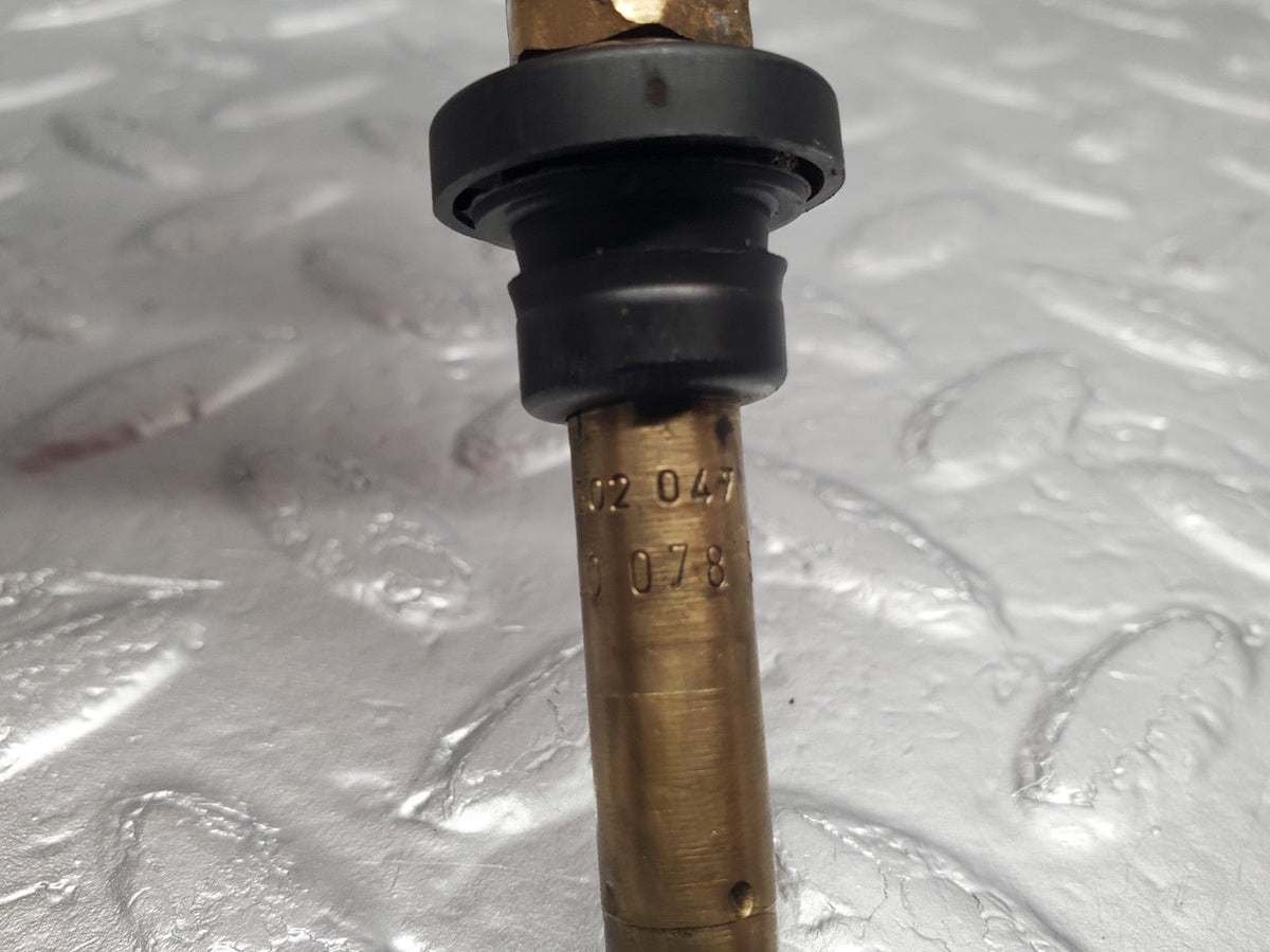 51079 Mercedes-Benz W124 260E Fuel Injector Bosch 0437502047 A0000785623