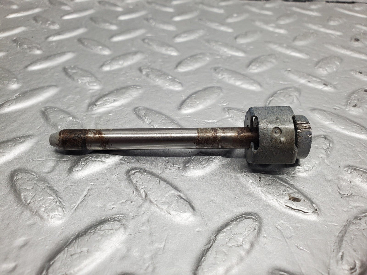 49328 Mercedes-Benz A124 320E Cabriolet Trunk Hinge Pin