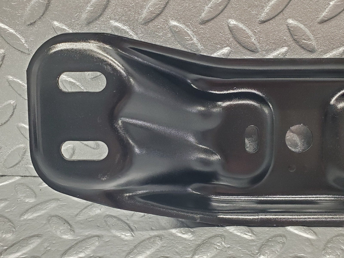 48973 Mercedes-Benz A124 320E Cabriolet Gearbox Mount Bracket
