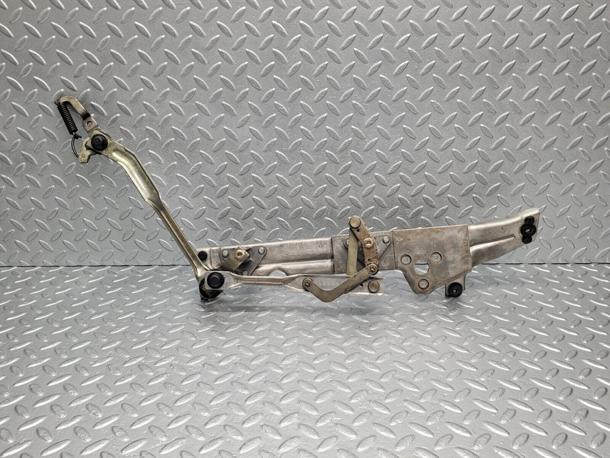 47459 Mercedes-Benz C126 500SEC Coupe Windscreen Wiper Mechanism Linkage A1268201942